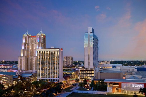 San Antonio Marriott Riverwalk - image 3