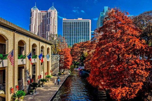 San Antonio Marriott Riverwalk - image 4