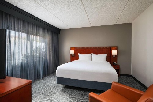 Courtyard by Marriott San Antonio Medical Center - image 12
