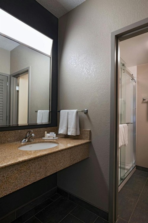 Courtyard by Marriott San Antonio Medical Center - image 14