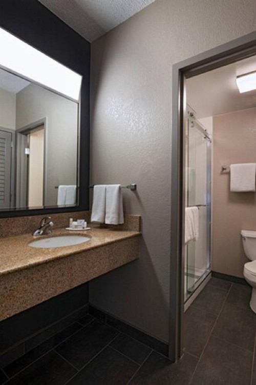 Courtyard by Marriott San Antonio Medical Center - image 2