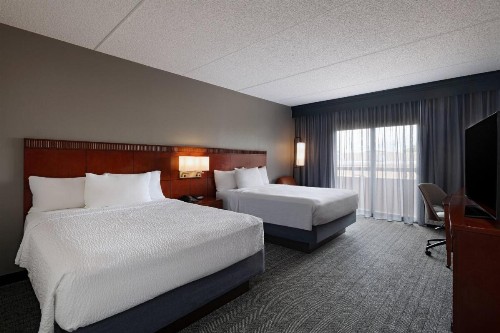 Courtyard by Marriott San Antonio Medical Center - image 7