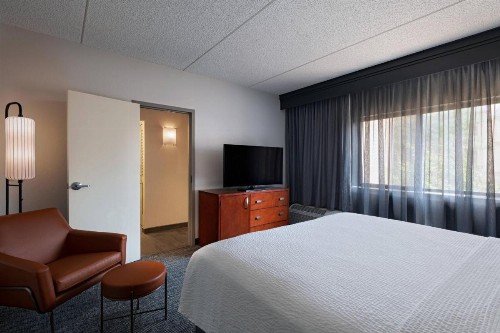 Courtyard by Marriott San Antonio Medical Center - image 9
