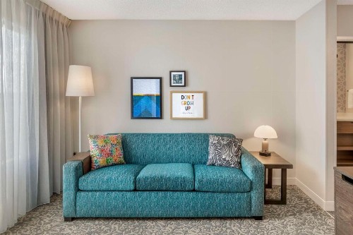 Sonesta ES Suites San Antonio Downtown Alamo Plaza - image 3