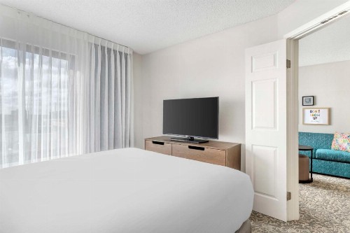 Sonesta ES Suites San Antonio Downtown Alamo Plaza - image 31
