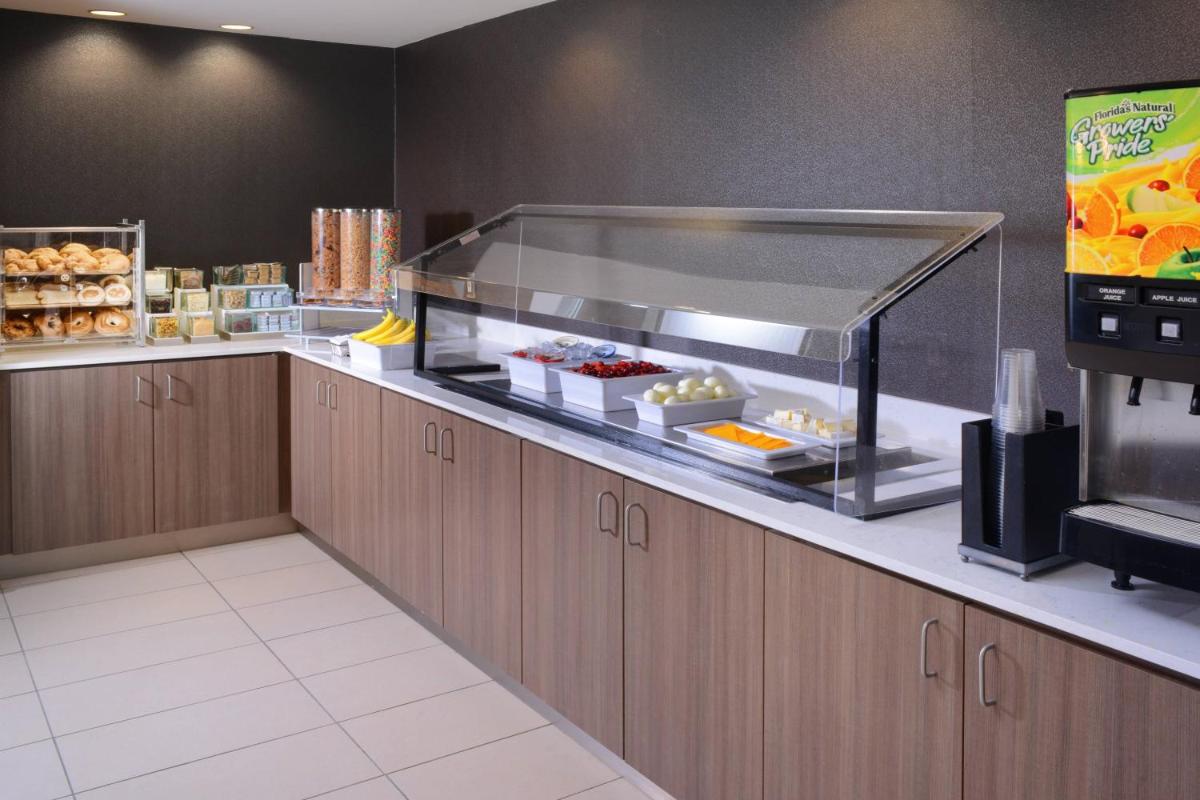 Residence Inn by Marriott San Antonio Airport/Alamo Heights - image 2