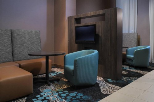 Courtyard by Marriott San Antonio Riverwalk - image 14