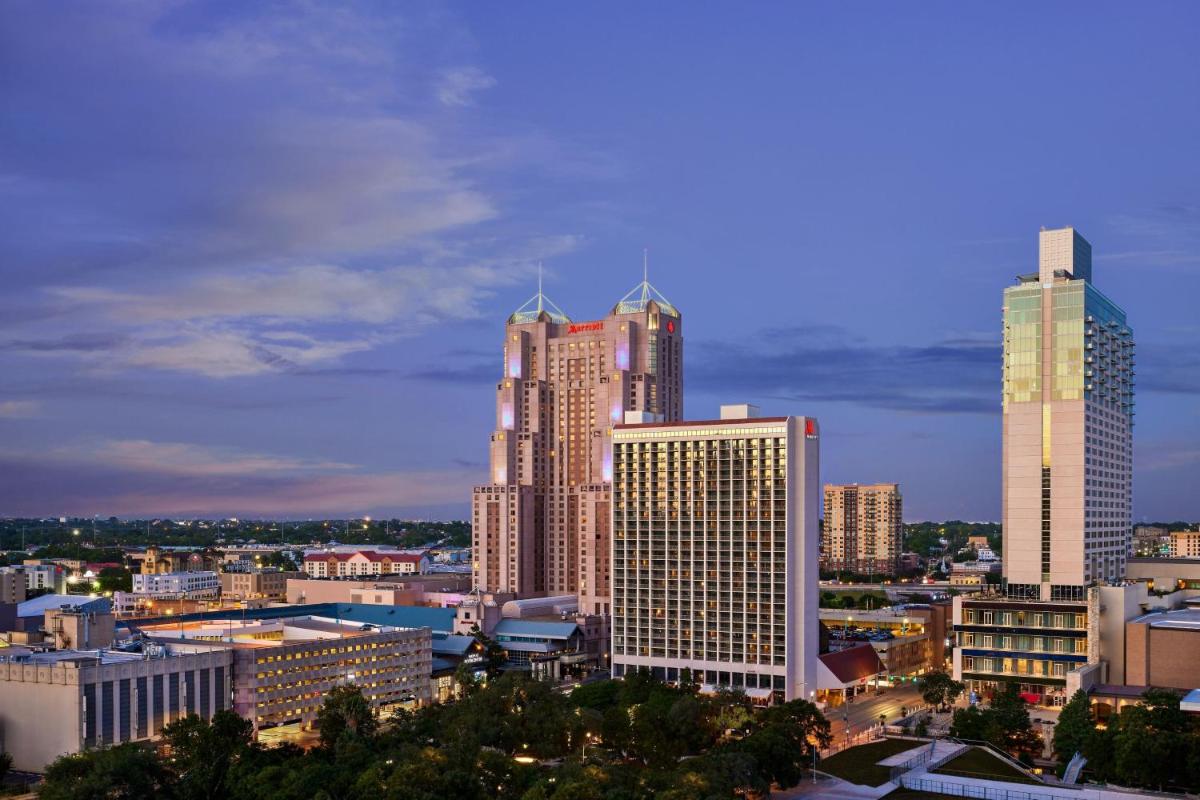 San Antonio Marriott Rivercenter - main image