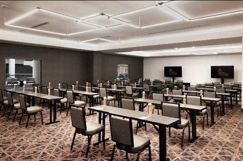 San Antonio Marriott Rivercenter - image 4