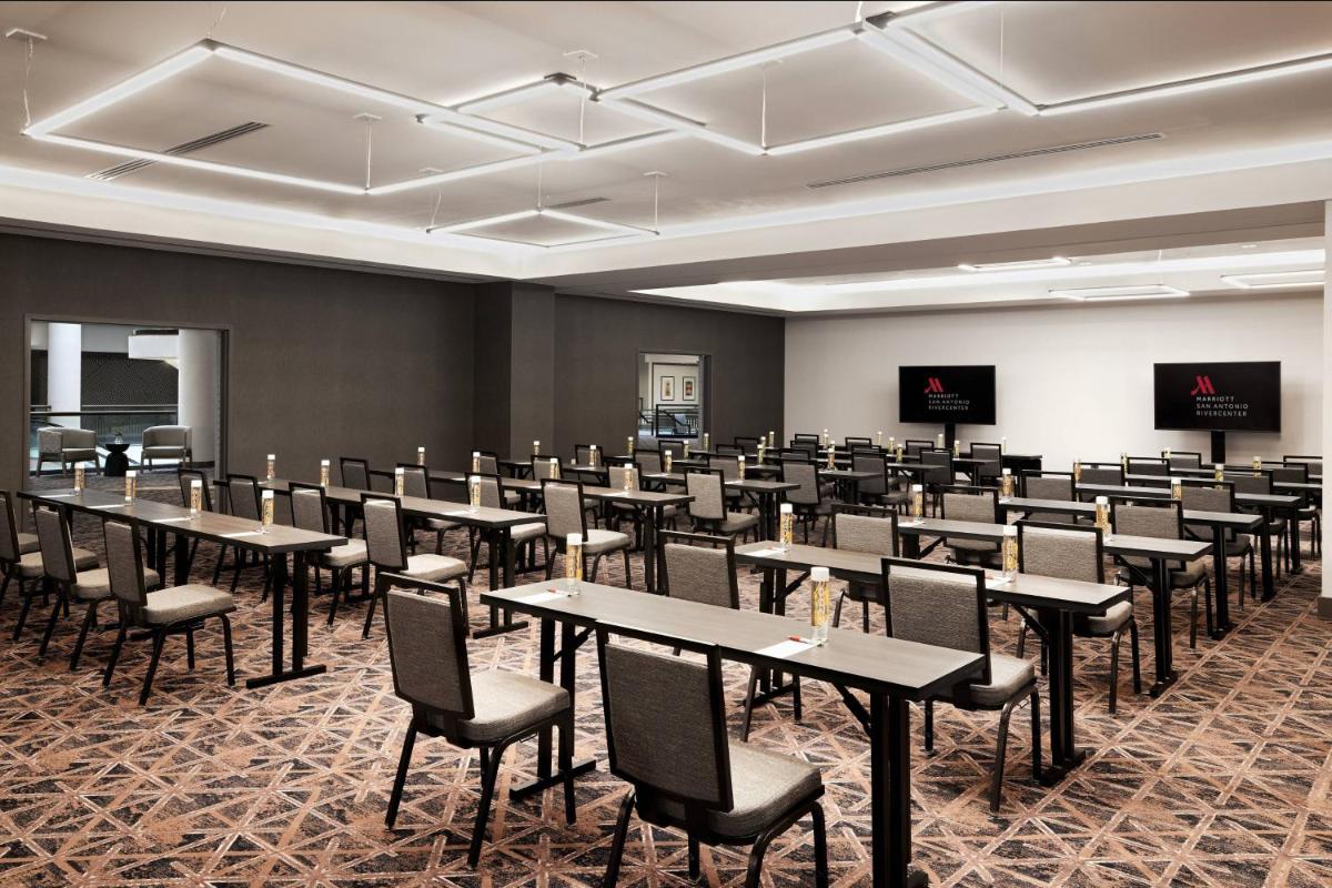 San Antonio Marriott Rivercenter - image 4