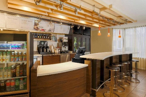 Courtyard by Marriott San Antonio Airport/North Star Mall - image 20