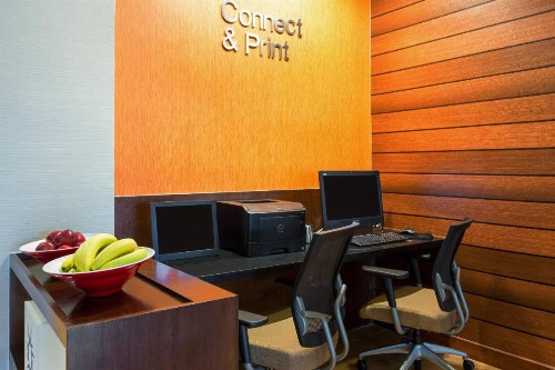 Fairfield Inn & Suites by Marriott San Antonio Downtown/Market Square - image 8