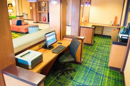 Fairfield Inn & Suites by Marriott San Antonio North/Stone Oak - image 17