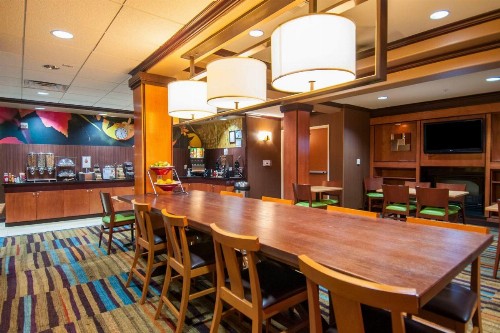 Fairfield Inn & Suites by Marriott San Antonio North/Stone Oak - image 20