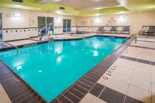 Fairfield Inn & Suites by Marriott San Antonio North/Stone Oak - image 27