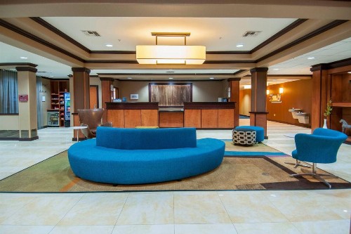 Fairfield Inn & Suites by Marriott San Antonio North/Stone Oak - image 4