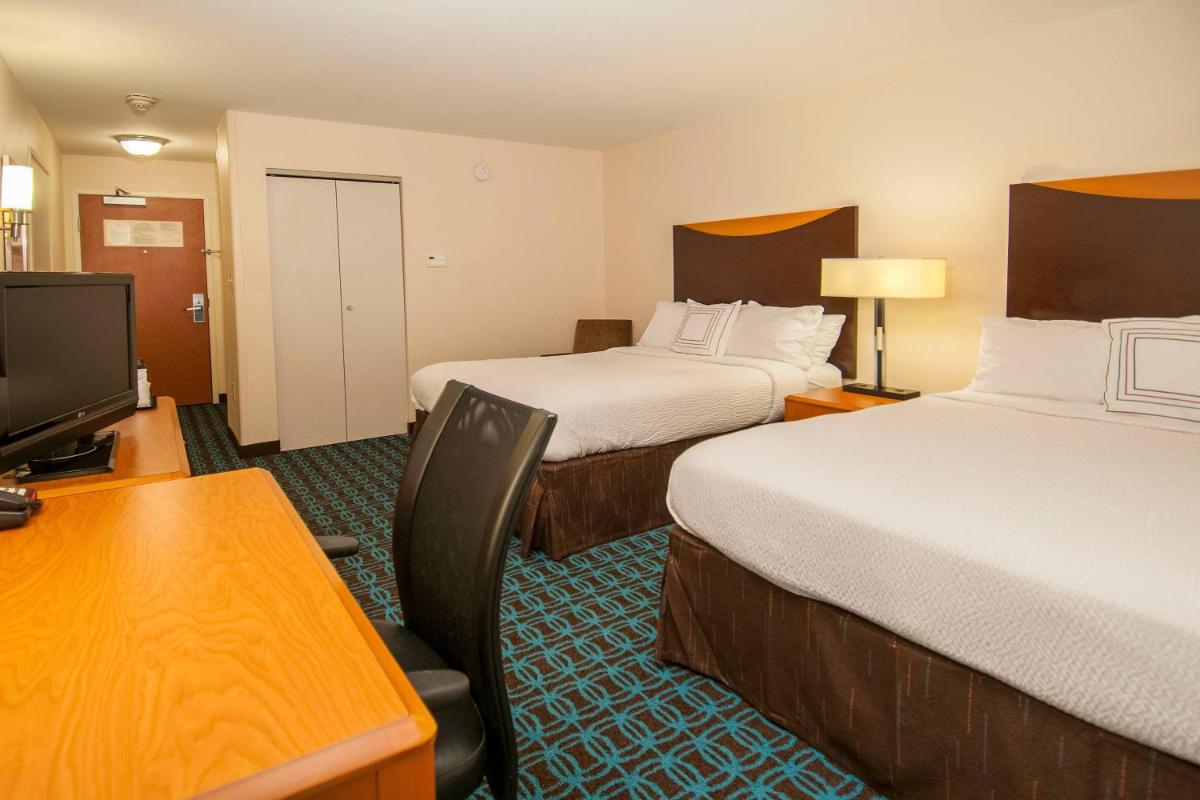 Fairfield Inn & Suites by Marriott San Antonio North/Stone Oak - image 5