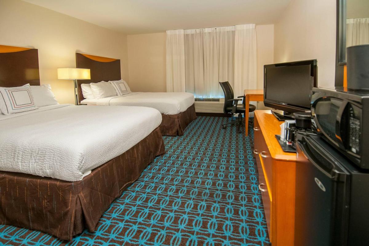 Fairfield Inn & Suites by Marriott San Antonio North/Stone Oak - image 7