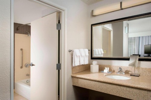 Courtyard by Marriott San Antonio SeaWorld/Lackland - image 23