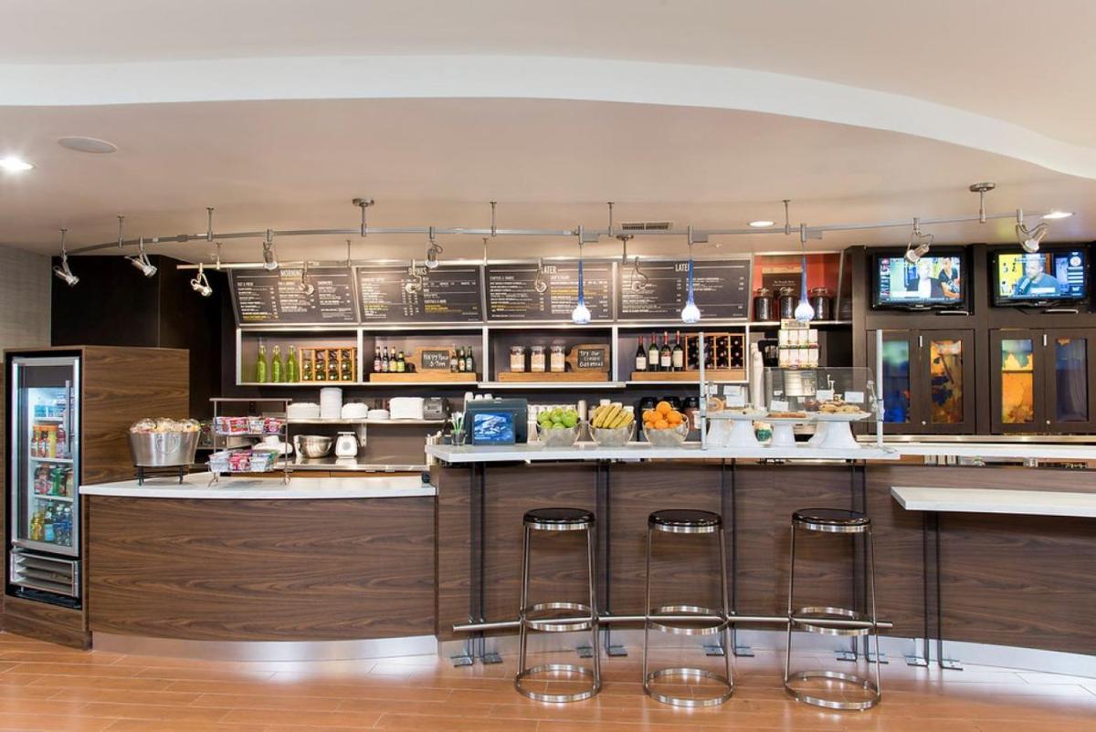 Courtyard by Marriott San Antonio North Stone Oak At Legacy - image 2