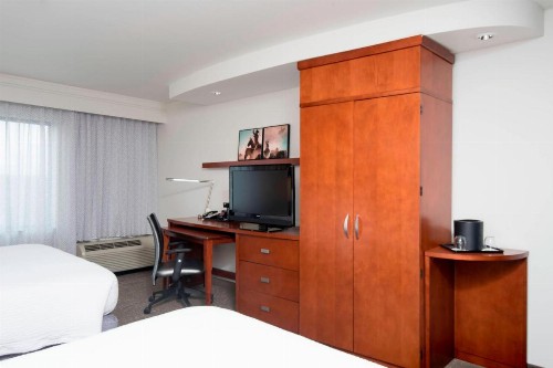 Courtyard by Marriott San Antonio North Stone Oak At Legacy - image 7