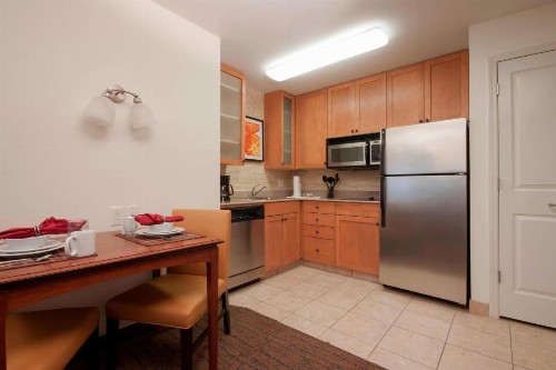 Residence Inn by Marriott San Antonio North Stone Oak - image 8