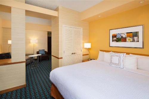 Fairfield Inn & Suites by Marriott San Antonio Airport/North Star Mall - image 13