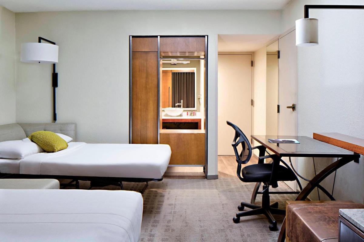 San Antonio Marriott Northwest - image 4