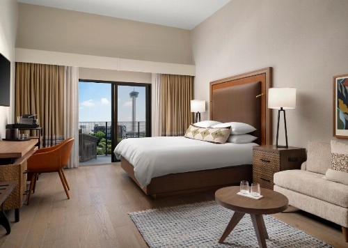 Marriott Plaza San Antonio - image 17