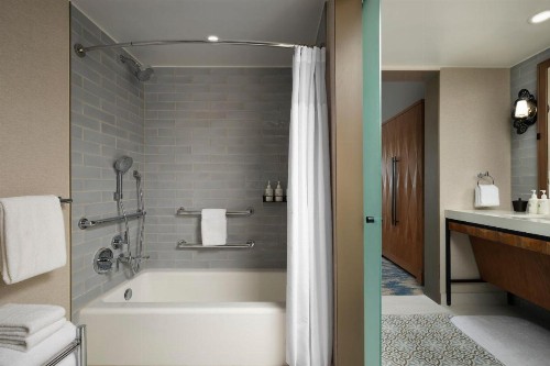 Marriott Plaza San Antonio - image 28