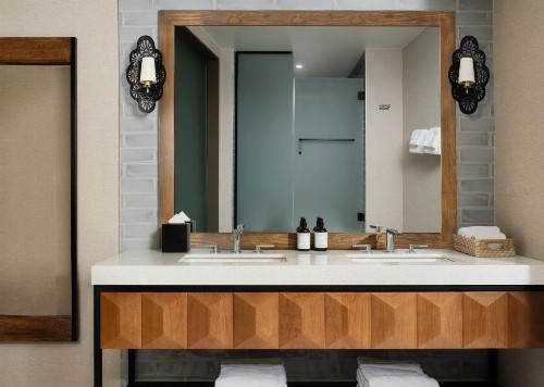 Marriott Plaza San Antonio - image 35