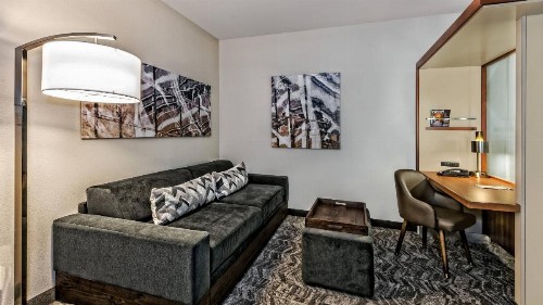 SpringHill Suites by Marriott San Antonio Airport - image 20