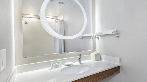 SpringHill Suites by Marriott San Antonio Airport - image 9