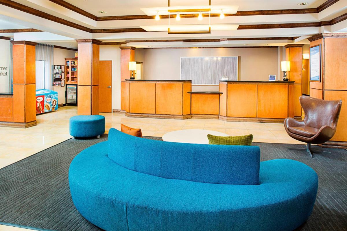 Fairfield Inn & Suites by Marriott San Antonio SeaWorld / Westover Hills - image 4