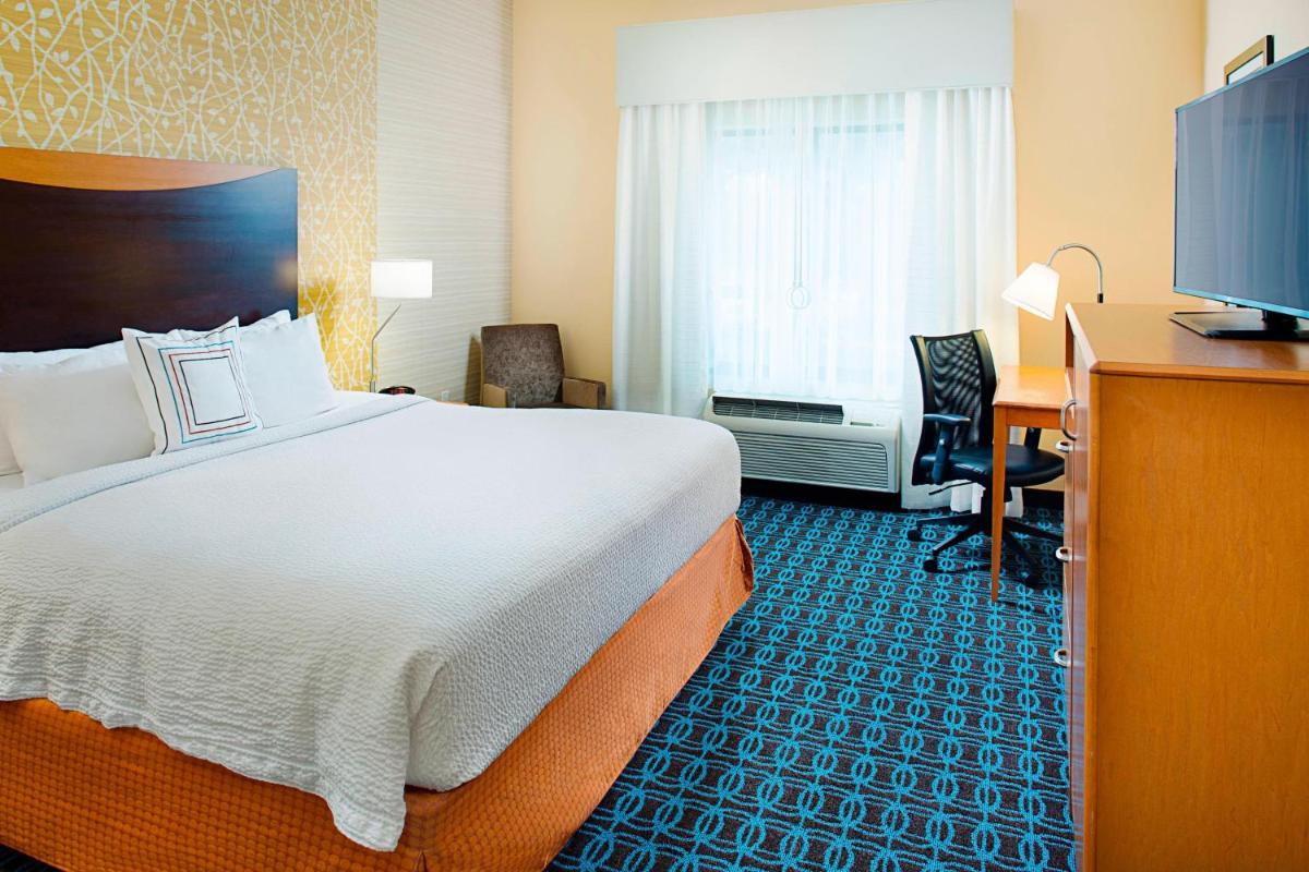 Fairfield Inn & Suites by Marriott San Antonio SeaWorld / Westover Hills - image 7