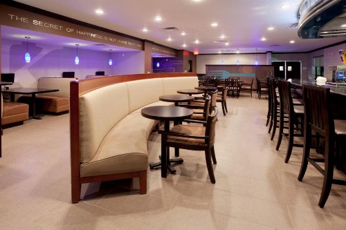 Holiday Inn San Antonio North Stone Oak Area an IHG Hotel - image 9