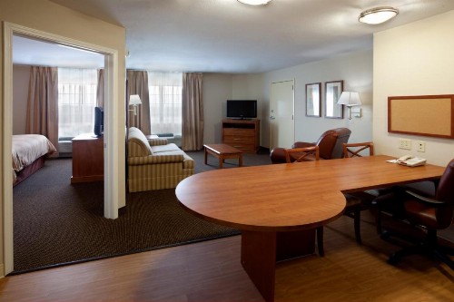 Candlewood Suites San Antonio NW Near SeaWorld an IHG Hotel - image 13