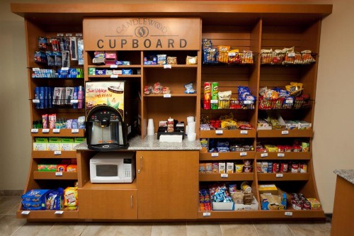 Candlewood Suites San Antonio NW Near SeaWorld an IHG Hotel - image 2