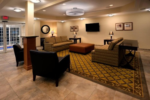 Candlewood Suites San Antonio NW Near SeaWorld an IHG Hotel - image 9