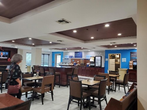 Holiday Inn Express & Suites San Antonio West Sea World Area an IHG Hotel - image 32