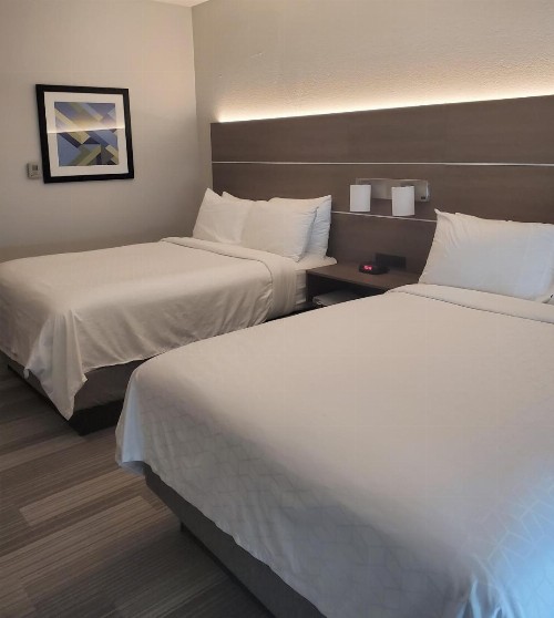 Holiday Inn Express & Suites San Antonio West Sea World Area an IHG Hotel - image 37