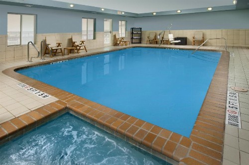 Holiday Inn Express & Suites San Antonio West Sea World Area an IHG Hotel - image 4