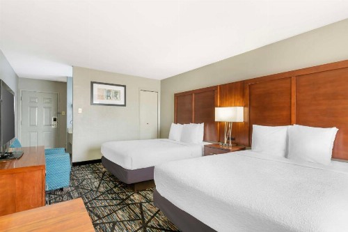 Best Western Ingram Park Inn - image 13
