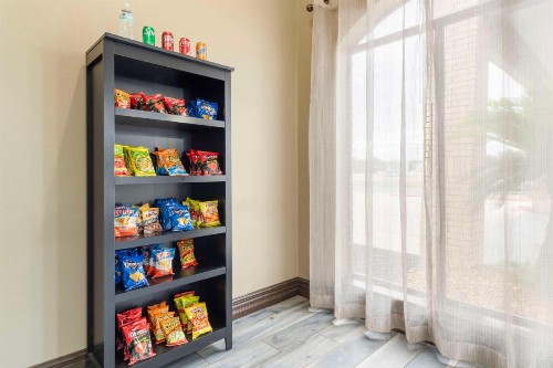 Best Western Ingram Park Inn - image 30