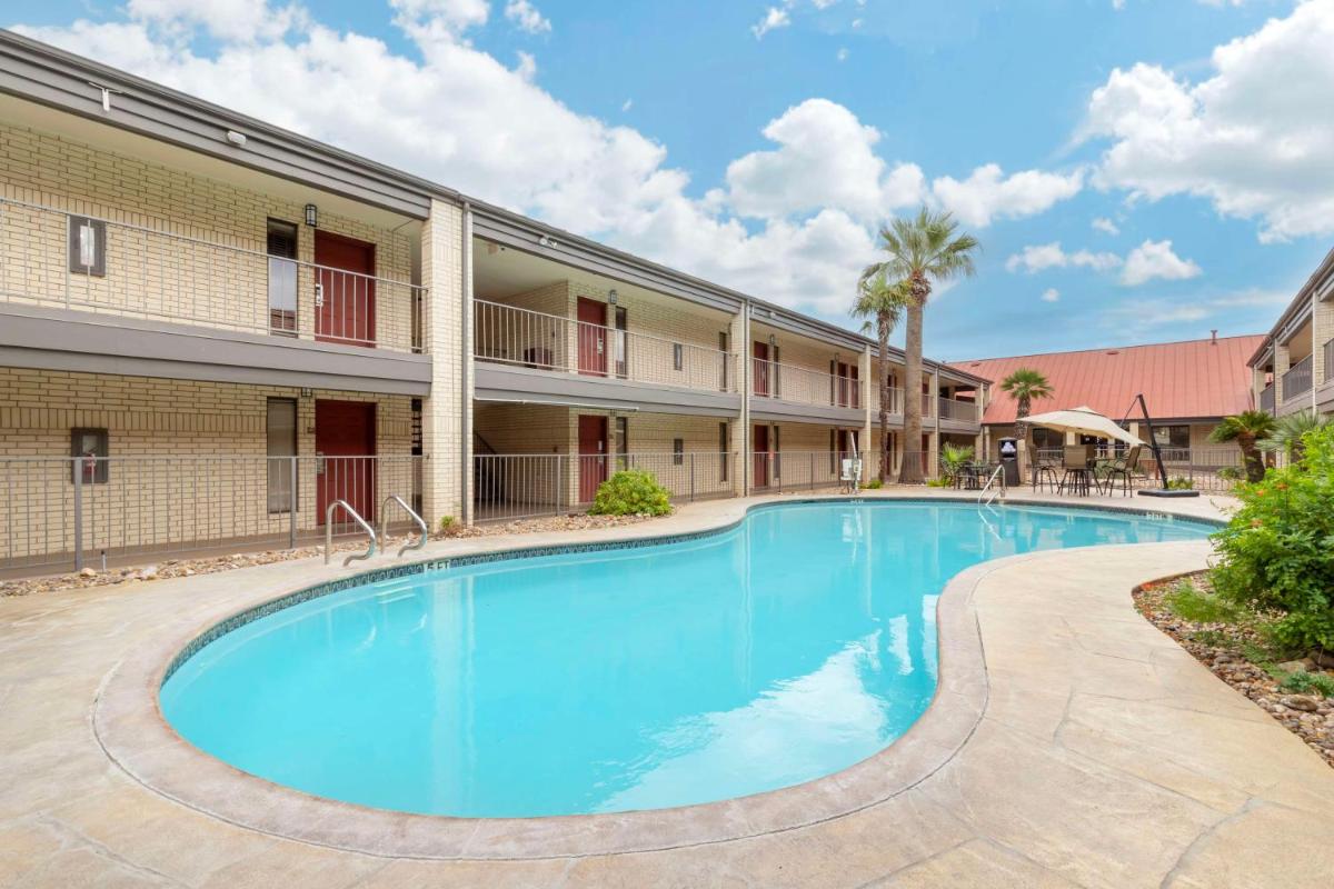 Best Western Ingram Park Inn - image 4