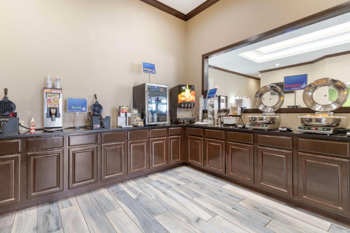 Best Western Ingram Park Inn - image 6