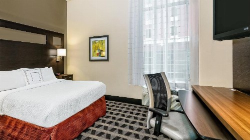 TownePlace Suites by Marriott San Antonio Downtown - image 5