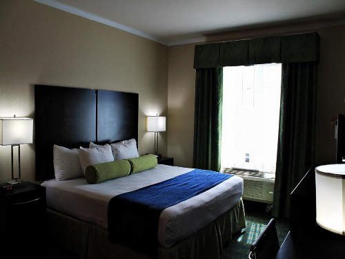 Cityview Inn & Suites Downtown /RiverCenter Area - image 10