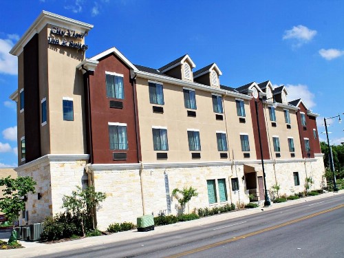 Cityview Inn & Suites Downtown /RiverCenter Area - image 17