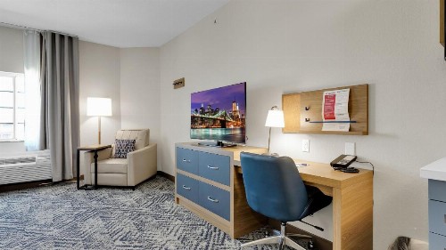 Candlewood Suites San Antonio Downtown an IHG Hotel - image 11
